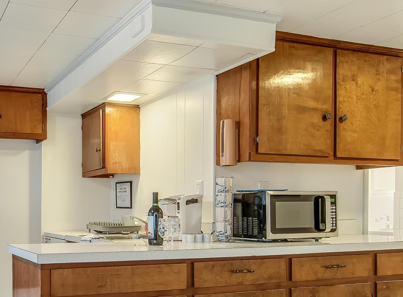 The Berrywood By Local Holiday home *