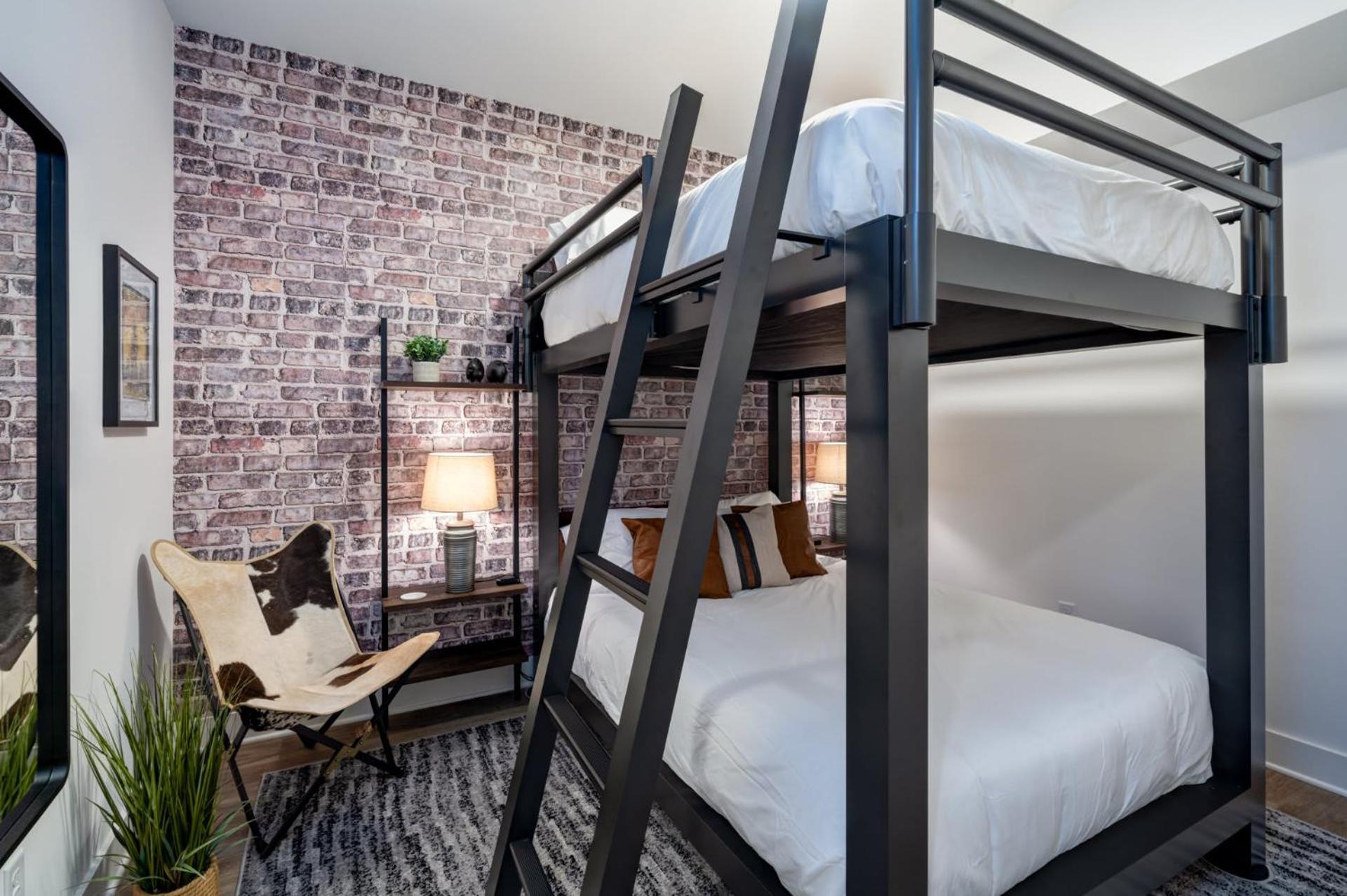 Trendy Close To Nissan Stadium Holiday home