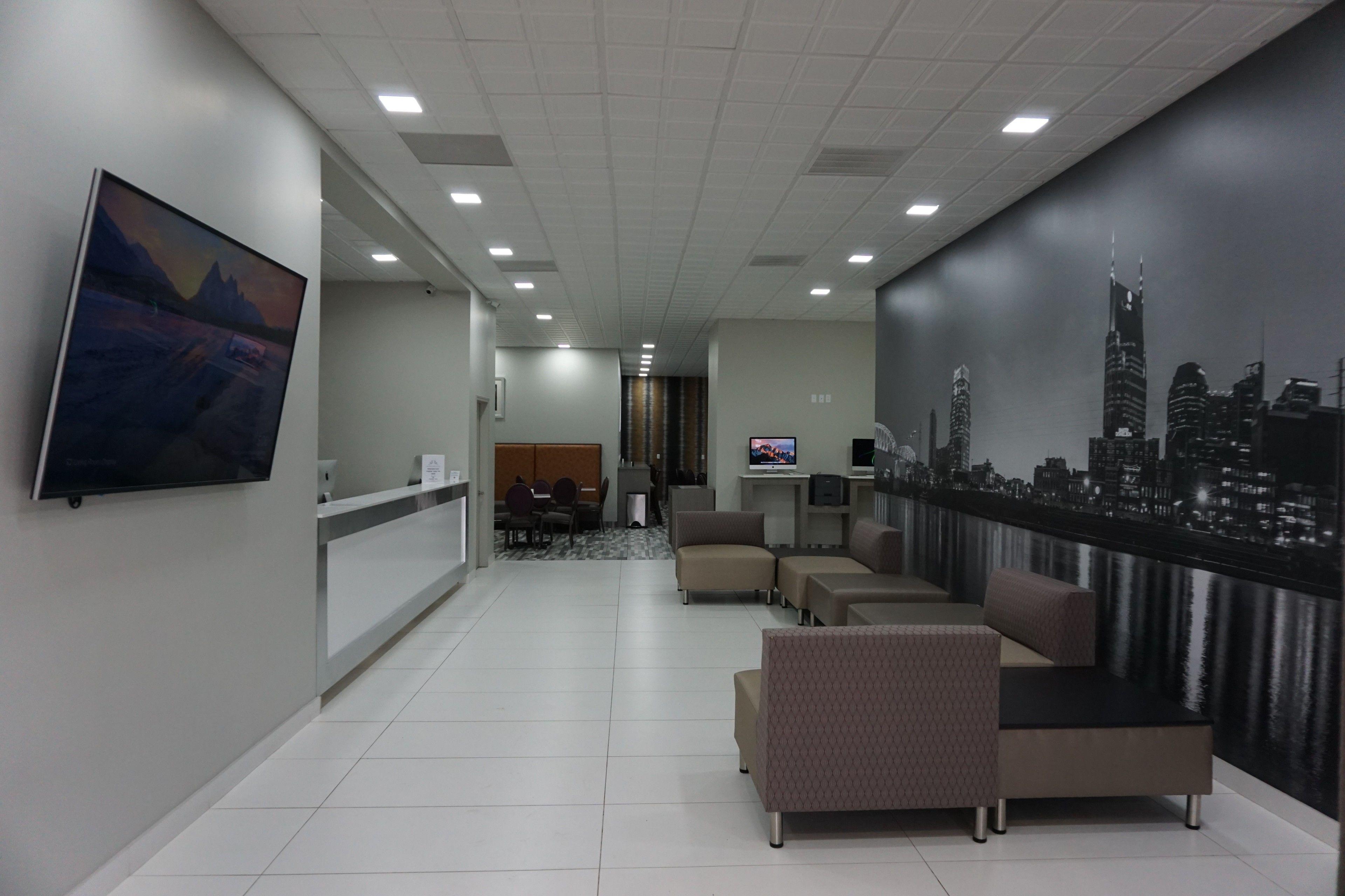 Knights - Downtown Hotel