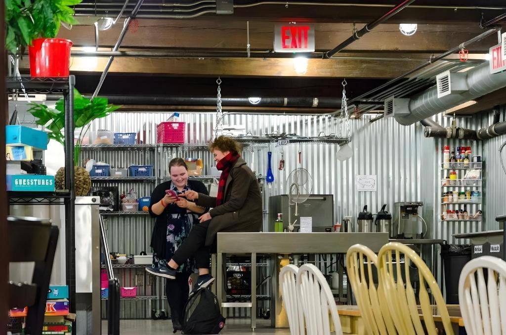 Downtown - Adults Only *