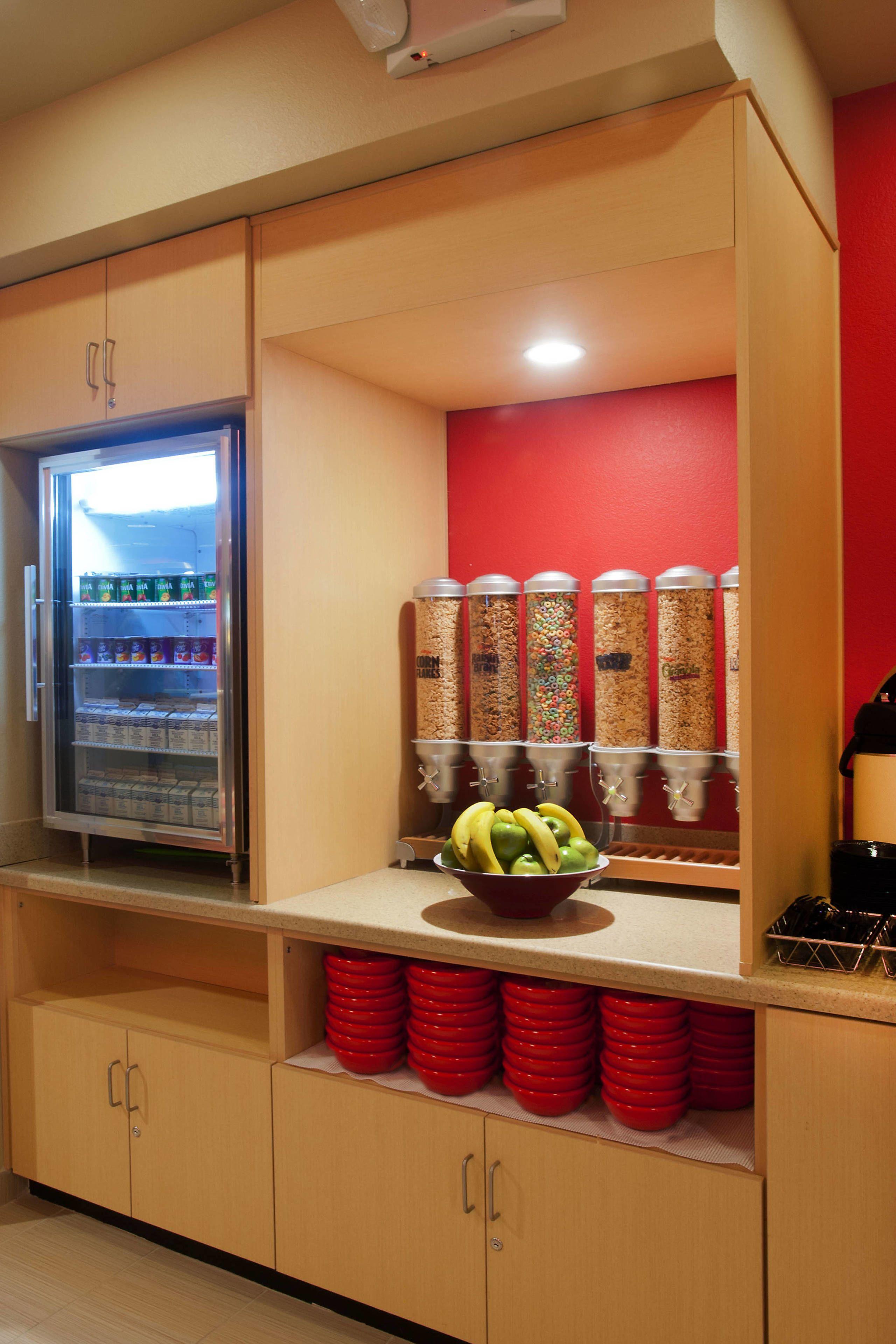 Hotel Towneplace By Marriott Airport 3*