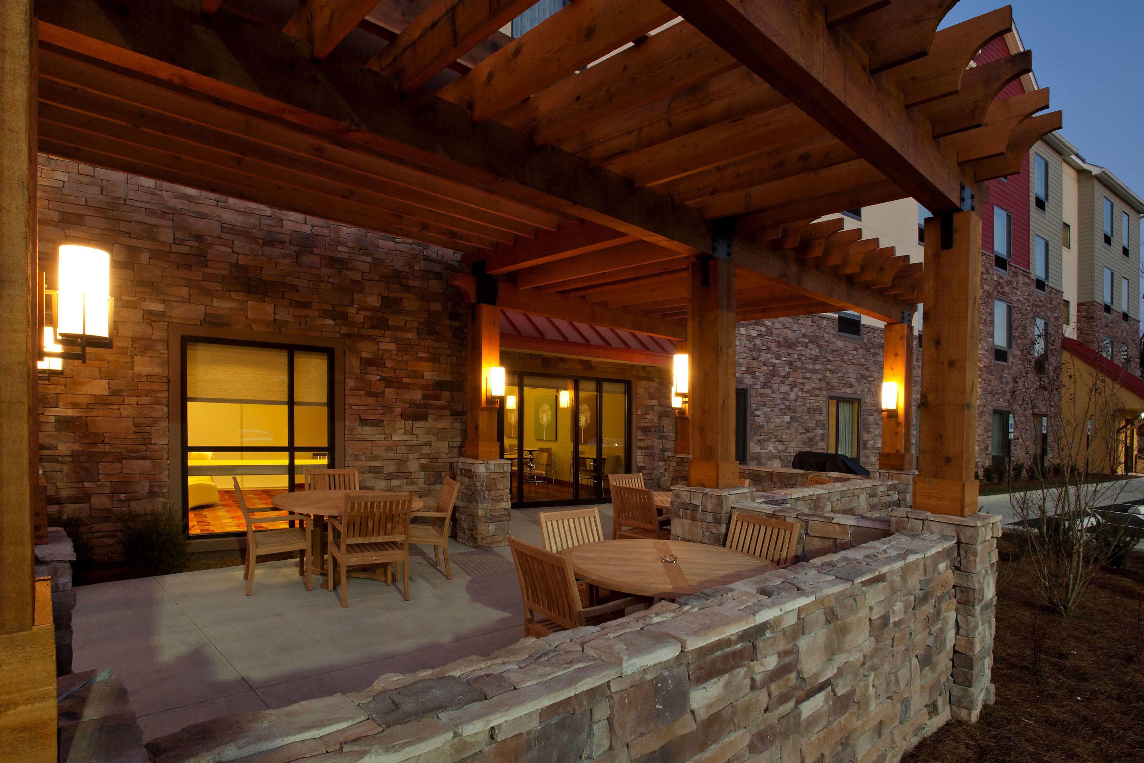 Towneplace By Marriott Airport Hotel Nashville