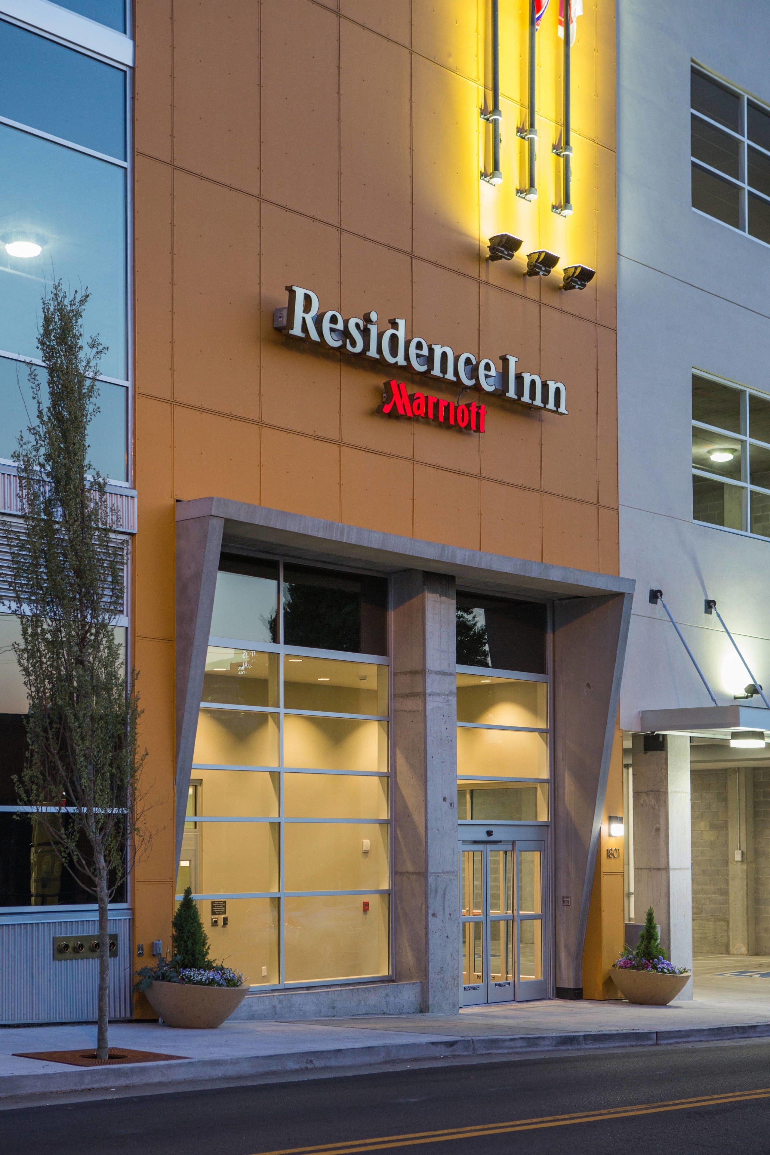 By Marriott Vanderbilt/west End Hotel Nashville