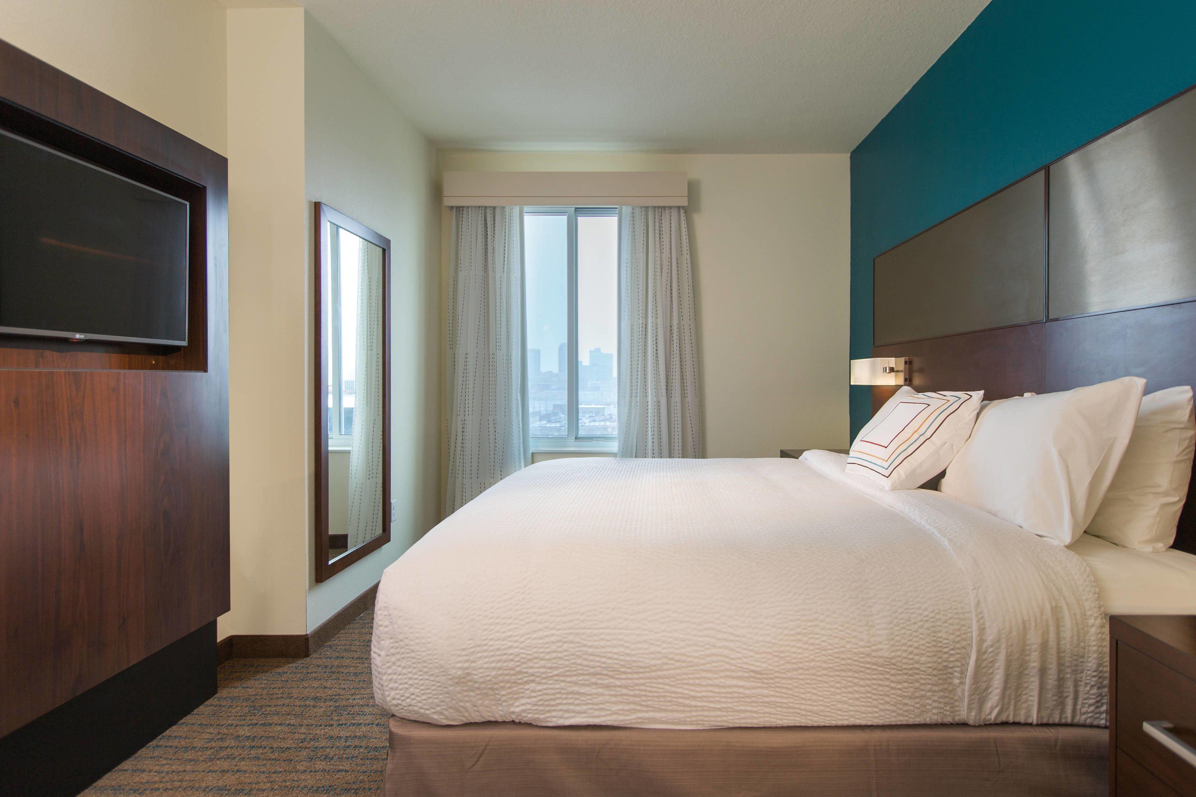 By Marriott Vanderbilt/west End 3*