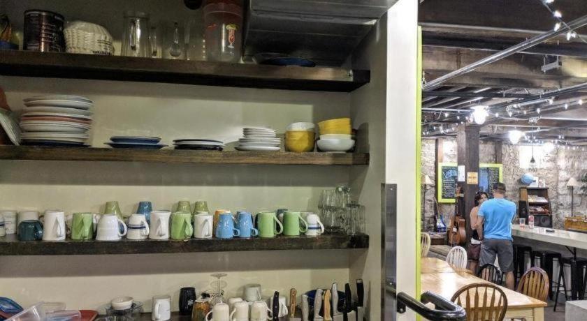 Hostel Downtown - Adults Only *