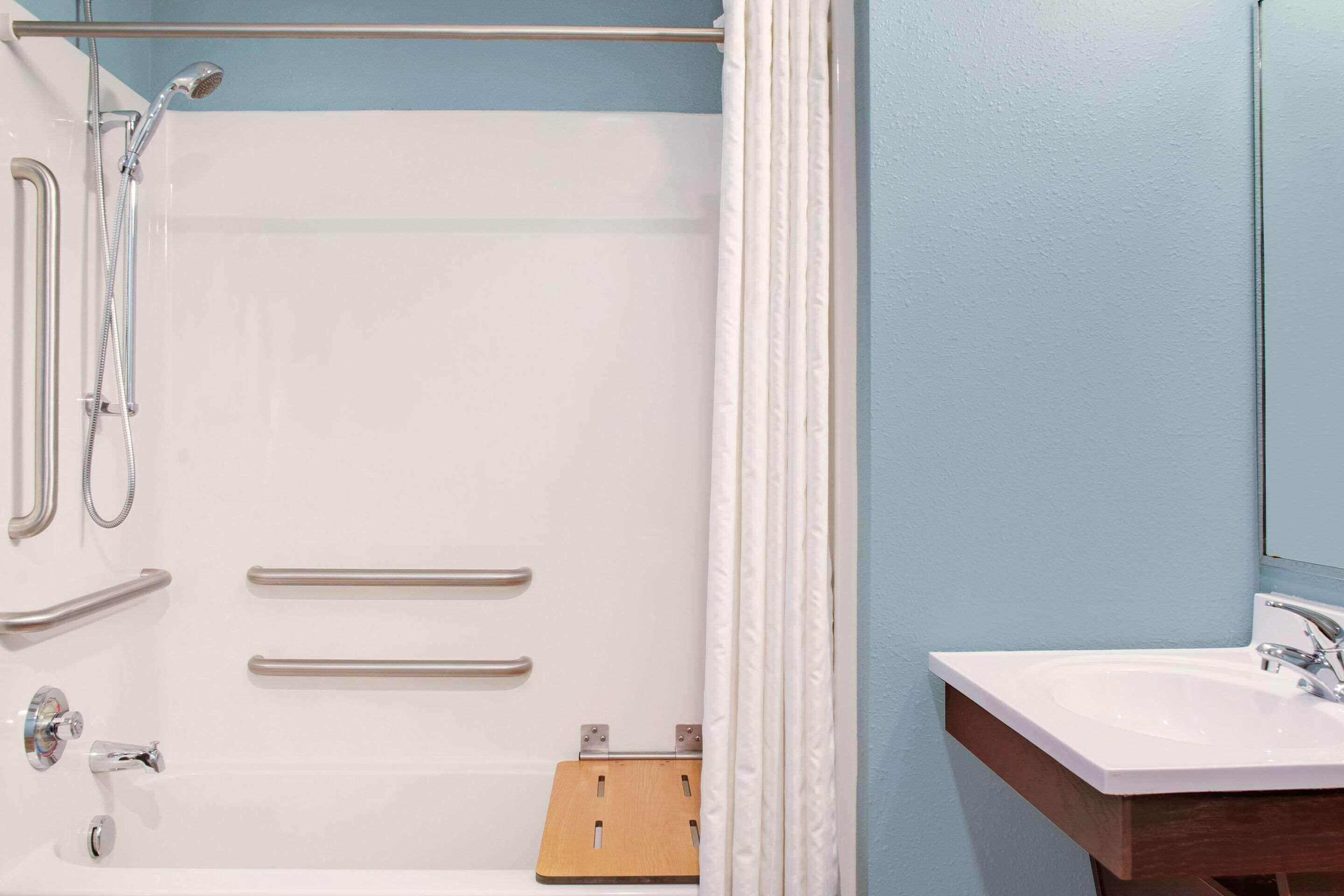 Woodspring Airport Hotel