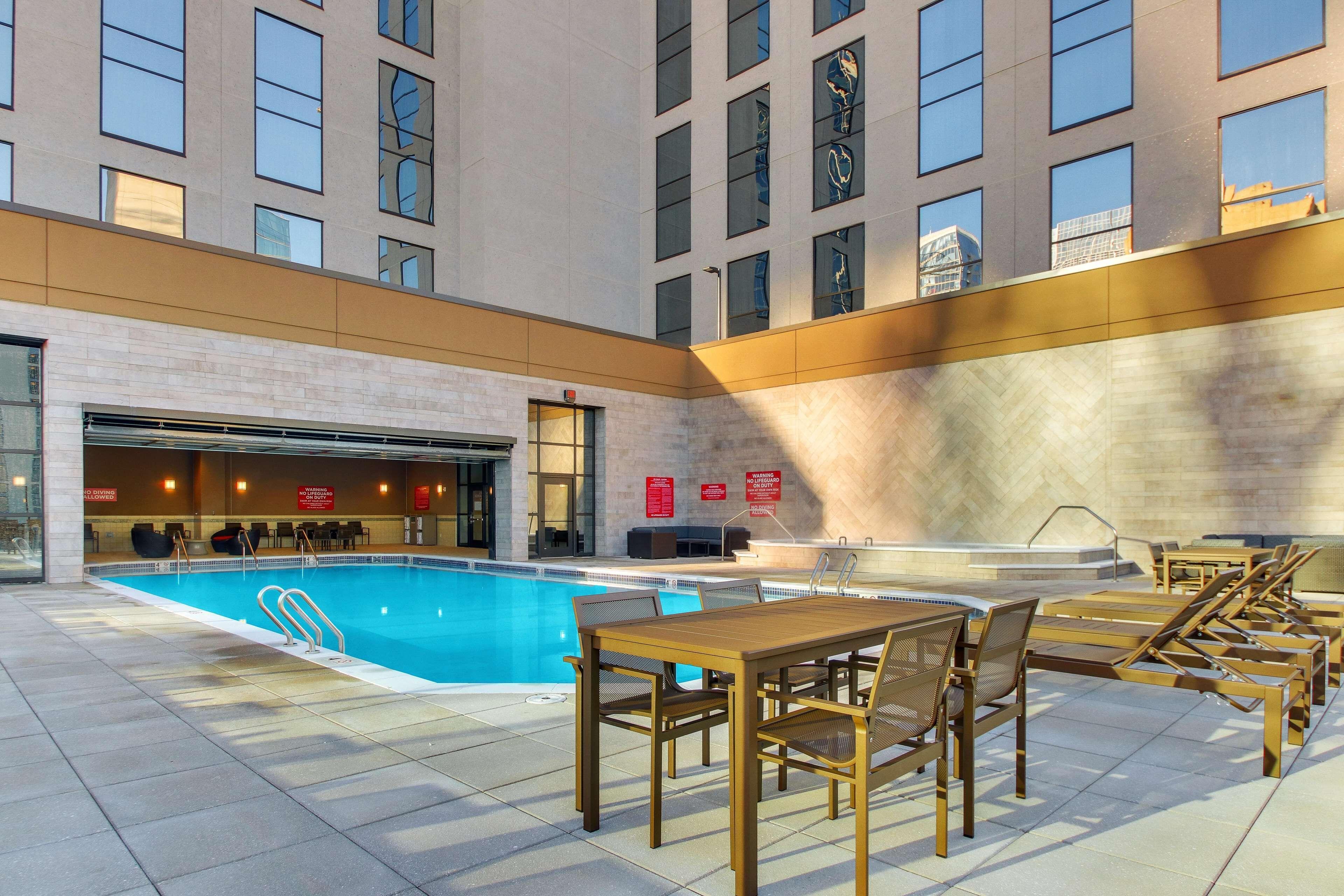 Hotel Drury Plaza Downtown Nashville