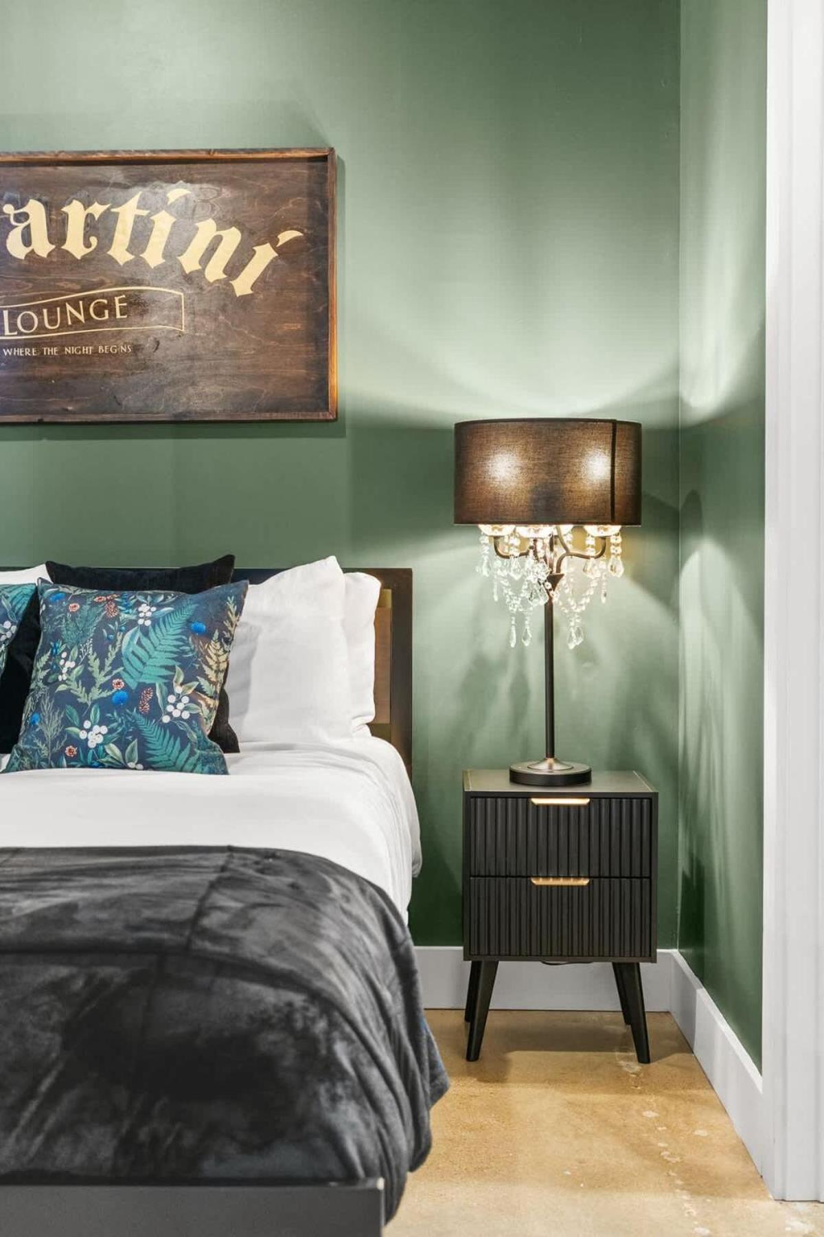 Martini Bar Speakeasy 10min To Broadway Nashville