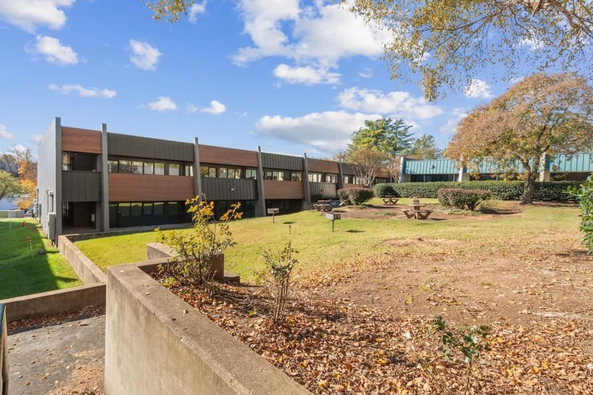 Martini Bar Speakeasy 10min To Broadway Apartment