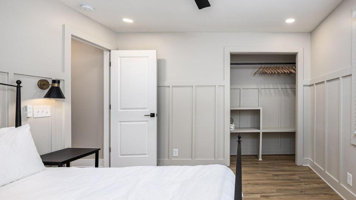 24-guest Retreat The Nomad: X2 1br X4 Apartment Nashville