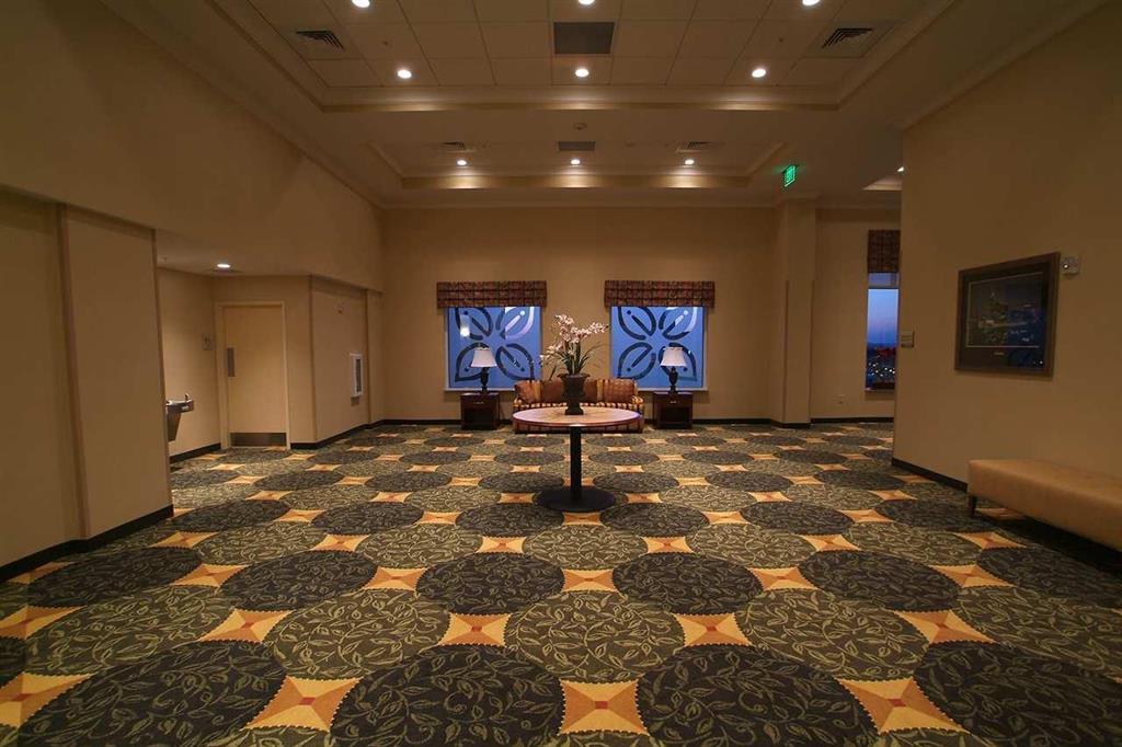 Hilton Garden Vanderbilt