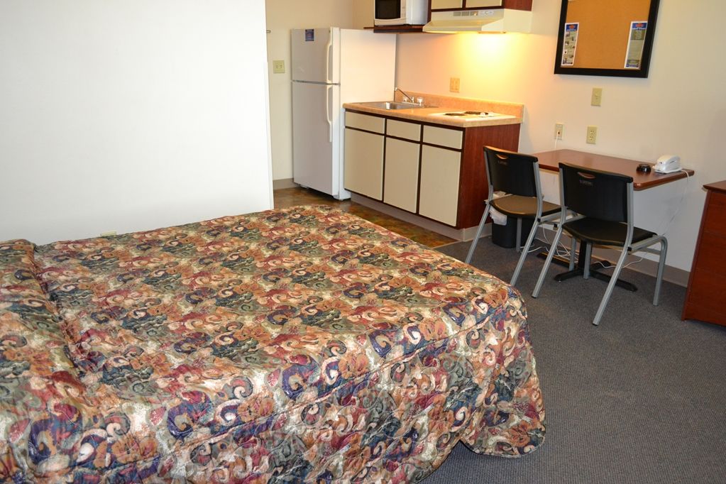 Hotel Woodspring East I-40