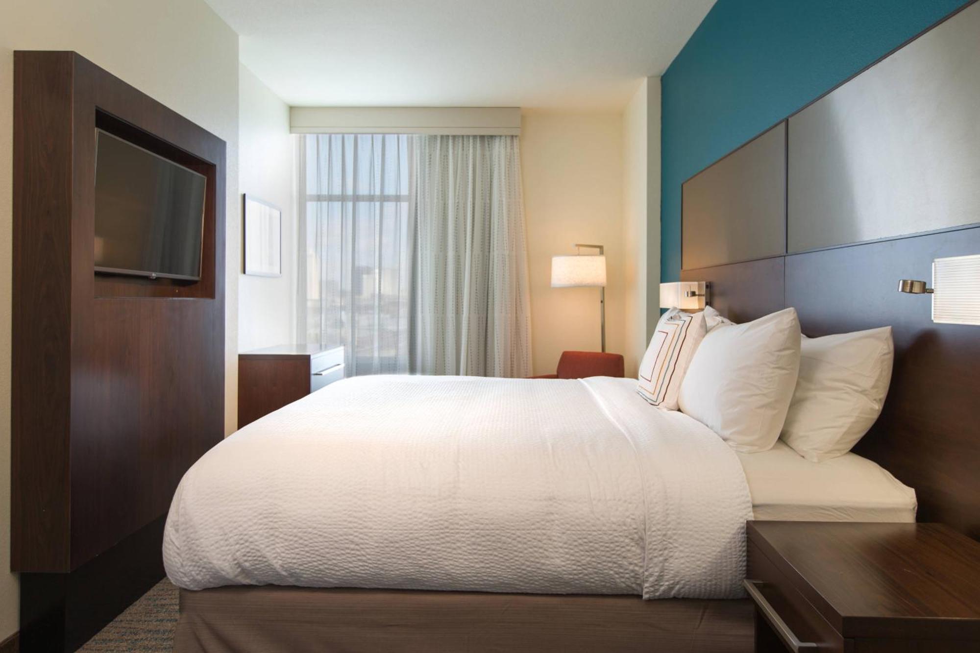 By Marriott Vanderbilt/west End 3*