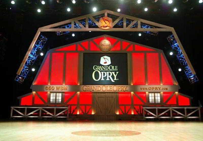 Towneplace By Marriott Airport Hotel