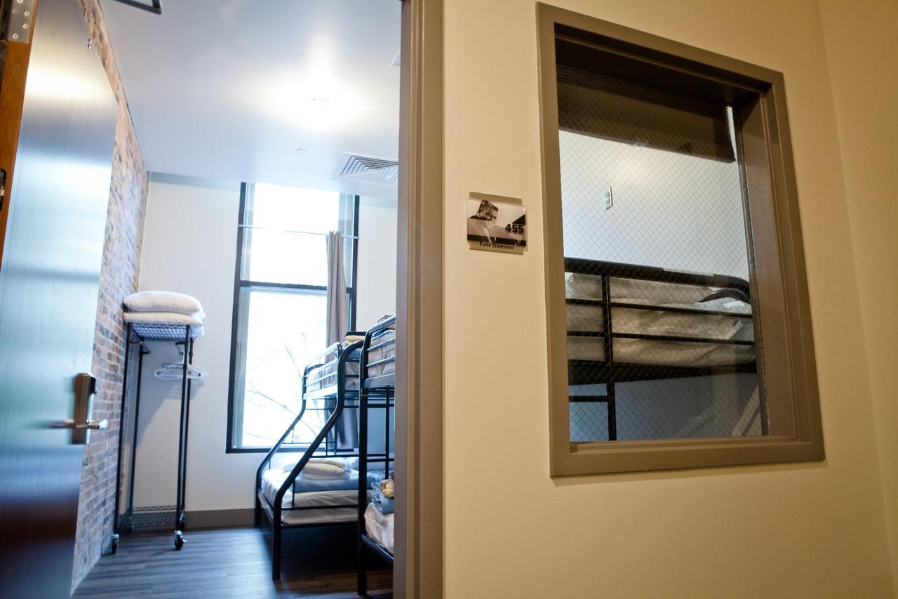 Downtown - Adults Only Hostel *