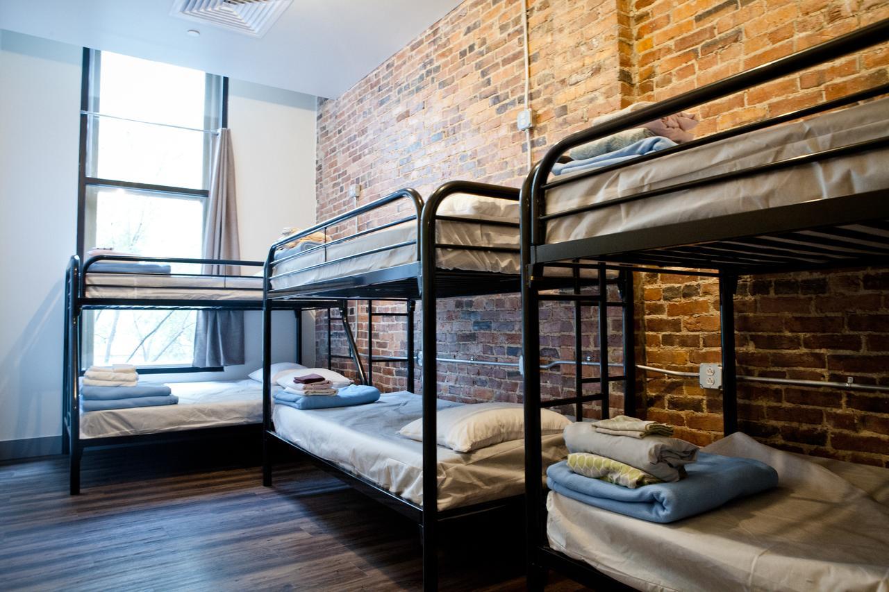 Downtown - Adults Only *