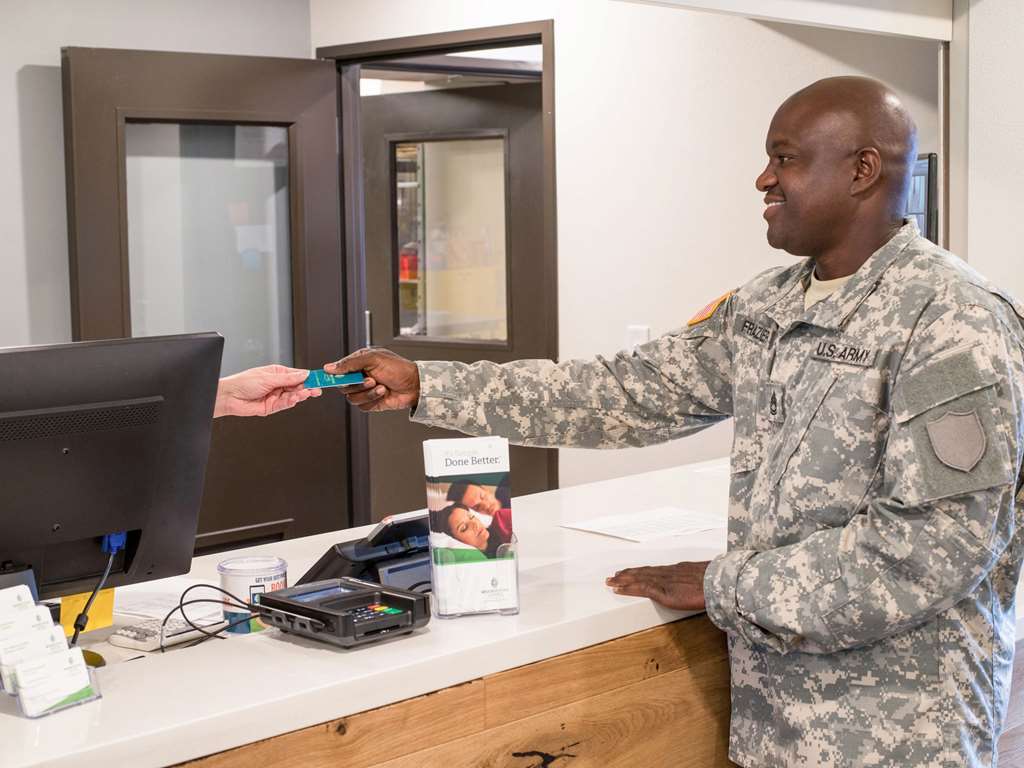 Woodspring Airport Hotel 2*