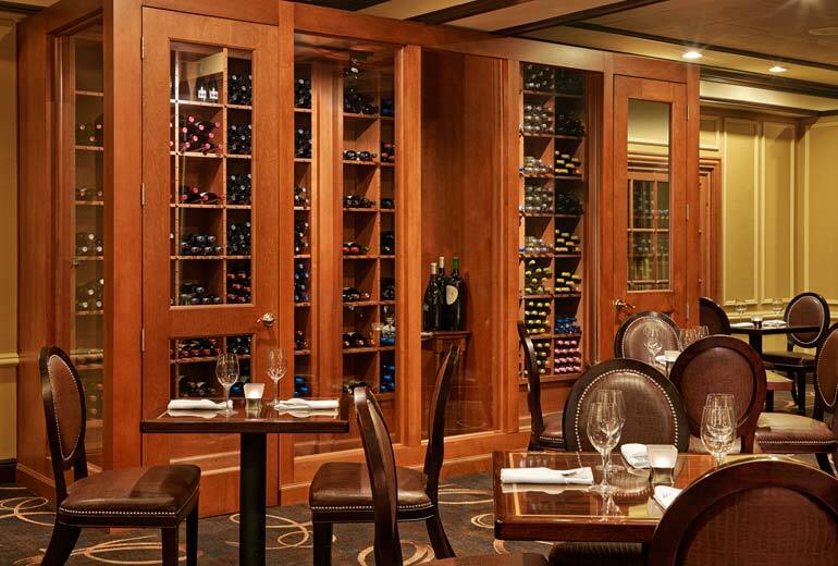 Sheraton Music Airport Hotel 4*