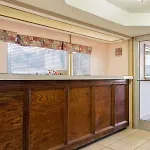 Hotel Super 8 By Wyndham Antioch/nashville South East 2*