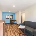 Red Lion & Airport Hotel
