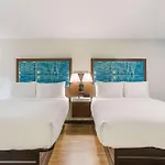 Hotel Red Lion & Airport
