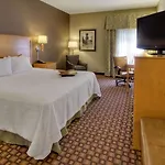 Hotel Hampton & Nashville-vanderbilt-elliston Place 3*
