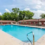 Econo Lodge Nashville North