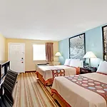 Super 8 By Wyndham Whites Creek/ Nw Area Hotel 2*