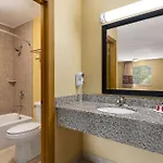Hotel Super 8 By Wyndham Whites Creek/ Nw Area 2*