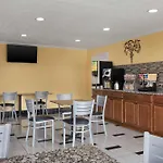 Super 8 By Wyndham Whites Creek/ Nw Area Hotel 2*