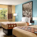 Super 8 By Wyndham Whites Creek/ Nw Area