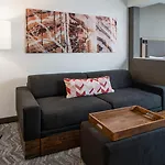 Sonesta Select Nashville Airport Suites