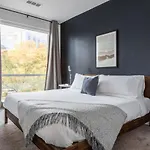 Mint House - Music Row Apartment *