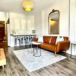 Love This Weho Gem Apartment