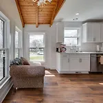 Holiday home Hillsboro Village Hideaway