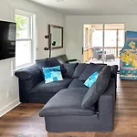 Hillsboro Village Hideaway