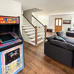 Hillsboro Village Hideaway