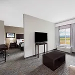 Hampton By Hilton Airport Century Place 3*