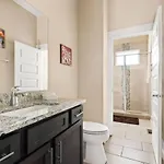 Nashvilla * Nashville