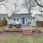 Charming Nashville Home With Fire Pit, Indoor Sauna!