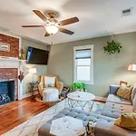 Charming Nashville Home With Fire Pit, Indoor Sauna!