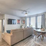 Stylish Music Getaway 3miles To Dwtwn Apartment *