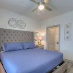 Stylish Music Getaway 3miles To Dwtwn Apartment