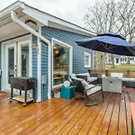 Historic East Nash Sleeps 6