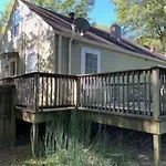 Hangout House Play, Work, And Visit