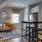 Modern East Townhome & Garage *