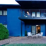 Mins To Broadway Large 2Br-2Ba Family Unit For Up To 6 Guests With Private Balcony And Optional Private Parking