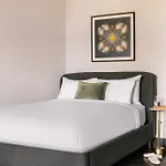 Hotel Sonder The Chorus *