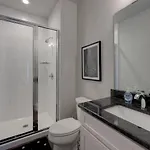 Weho Home, Geodis Park, Mini-golf, Arcade, 10min To Downtown! Sleeps 10! Holiday home Nashville