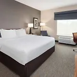 Hampton By Hilton Airport Century Place Hotel 3*